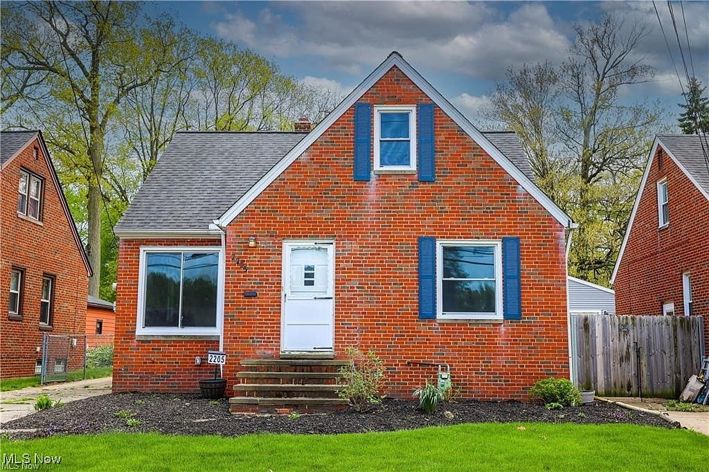 2205 Keystone Rd Parma, OH 44134 - Thumbnail 2