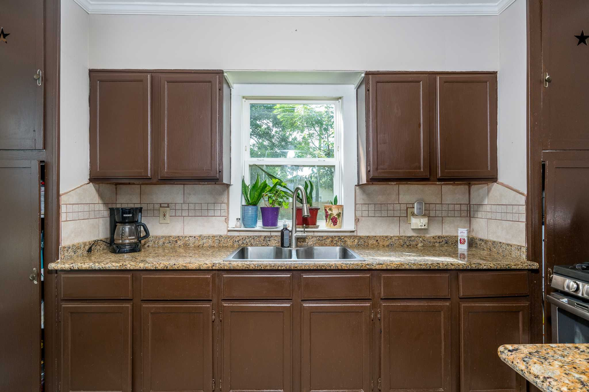 111 McPhail, Tomball, TX, 77375 - Thumbnail 3