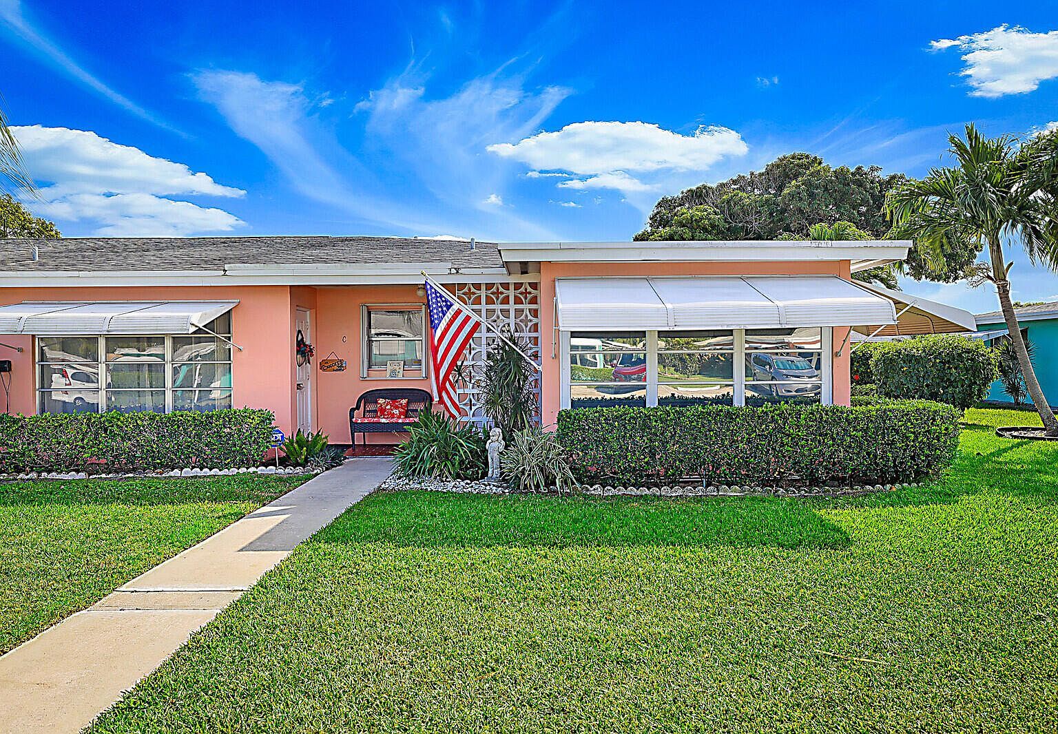 340 Main Blvd APT D Boynton Beach, FL 33435 - Thumbnail 2