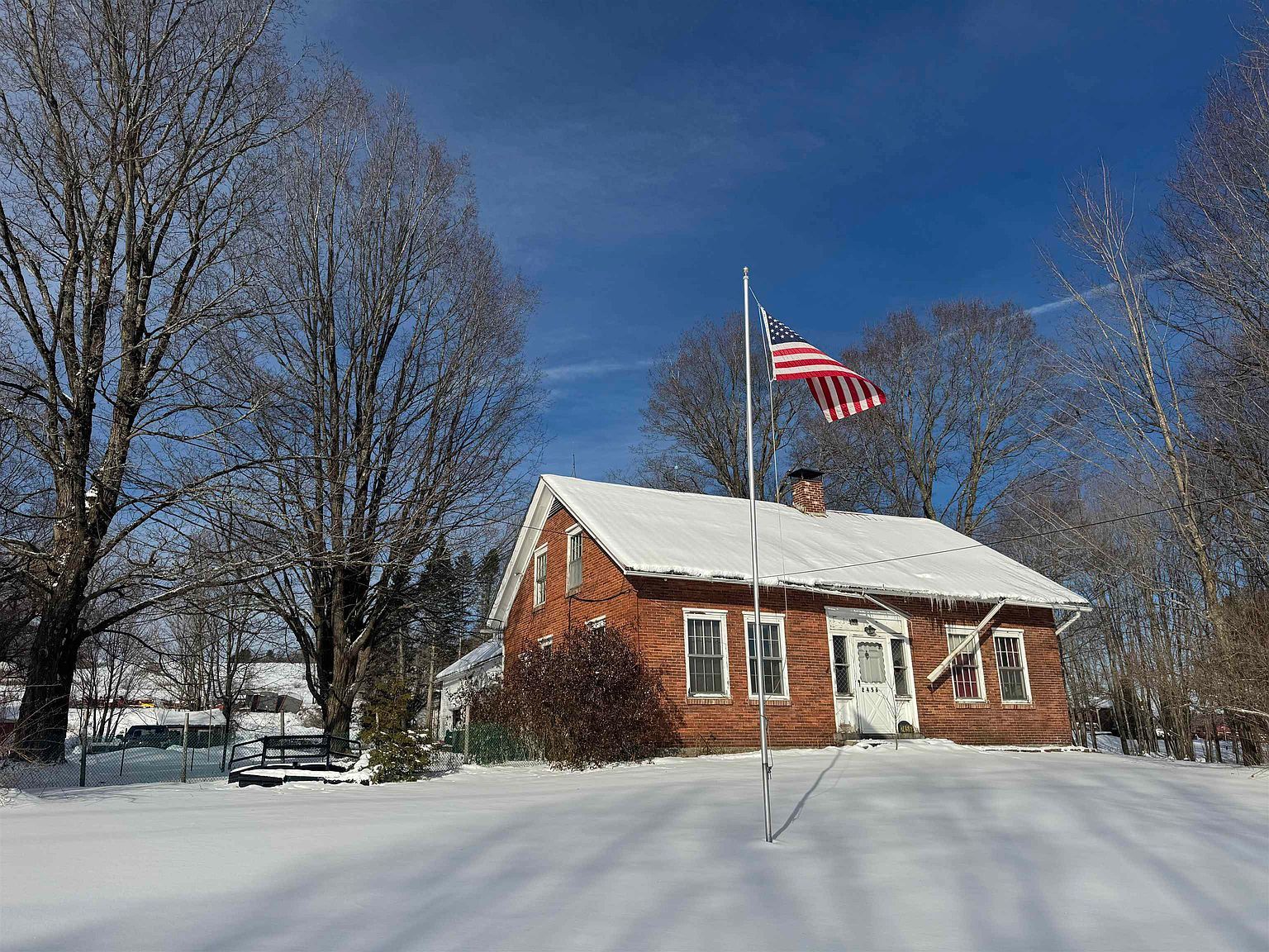 2456 Route 5 Derby, VT 05829 - Thumbnail 2