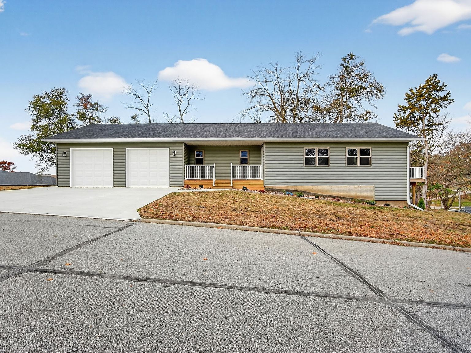 201 N 10th St Guthrie Center, IA 50115 - Thumbnail 2