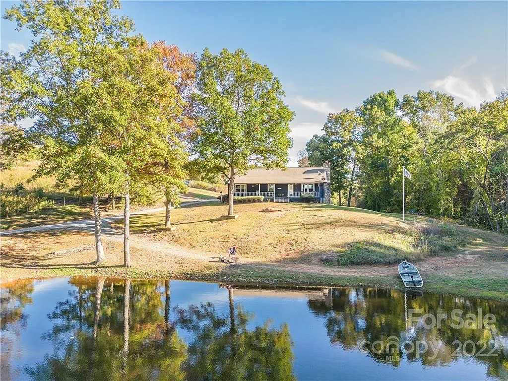350 Lynch Rd, Mill Spring, NC, USA, 28756  | Single Family