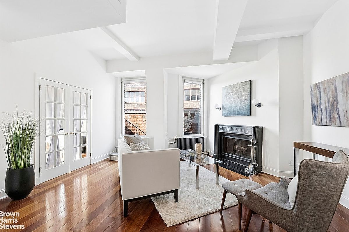 425 Park Ave S APT 19D New York, NY 10016  | Condominium