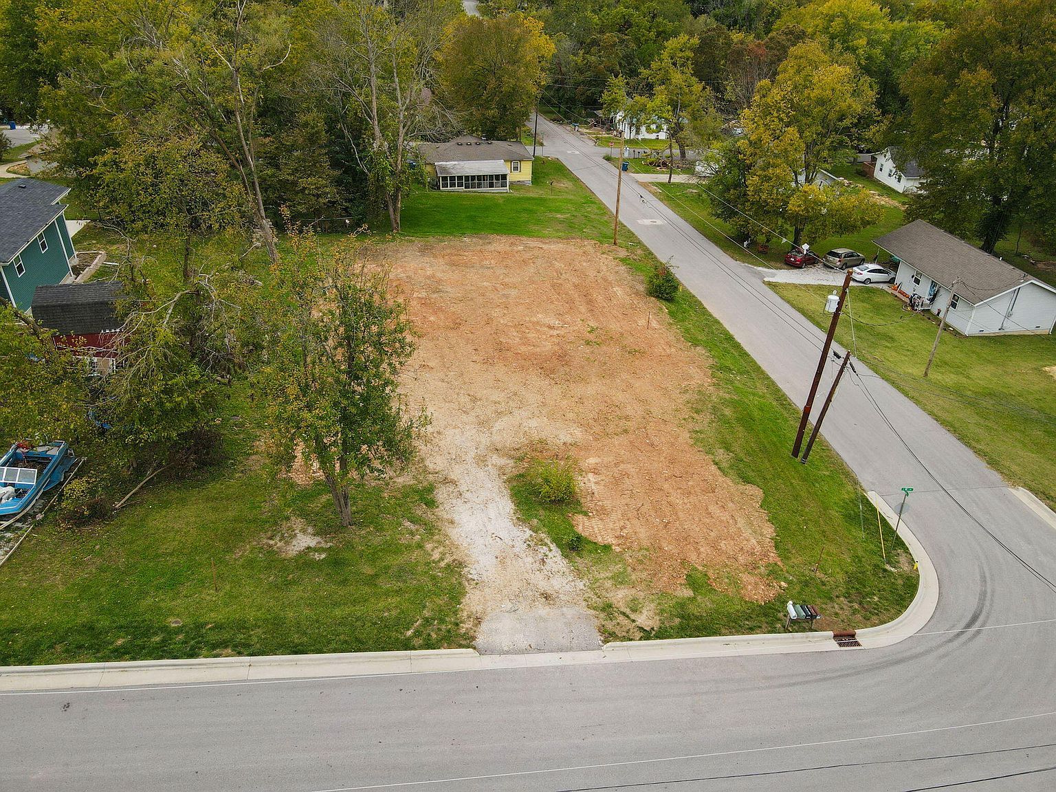 804 & 806 E Elm St Ozark, MO 65721 - Thumbnail 2