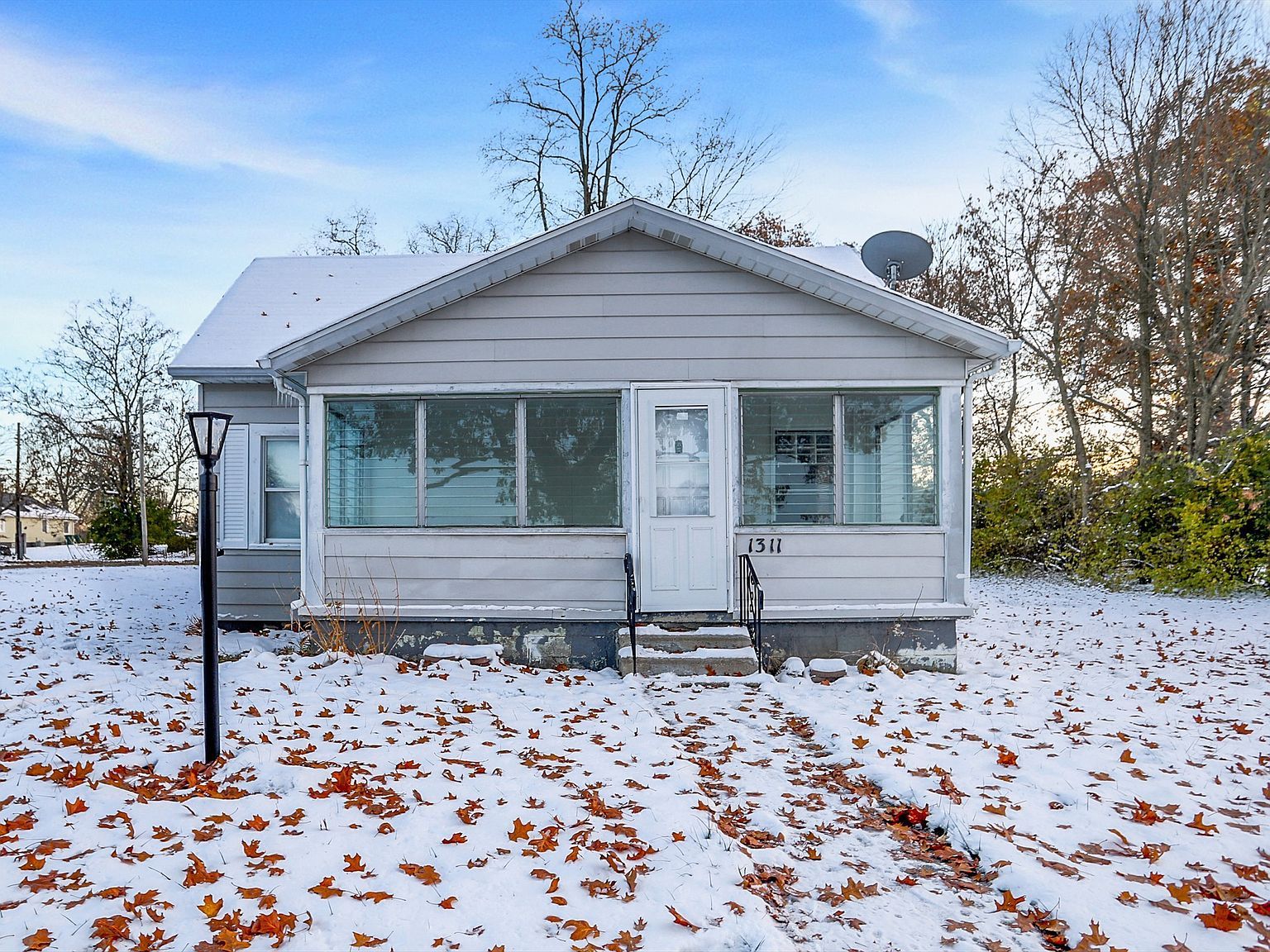 1311 E Butler St Muncie, IN 47303 - Thumbnail 2