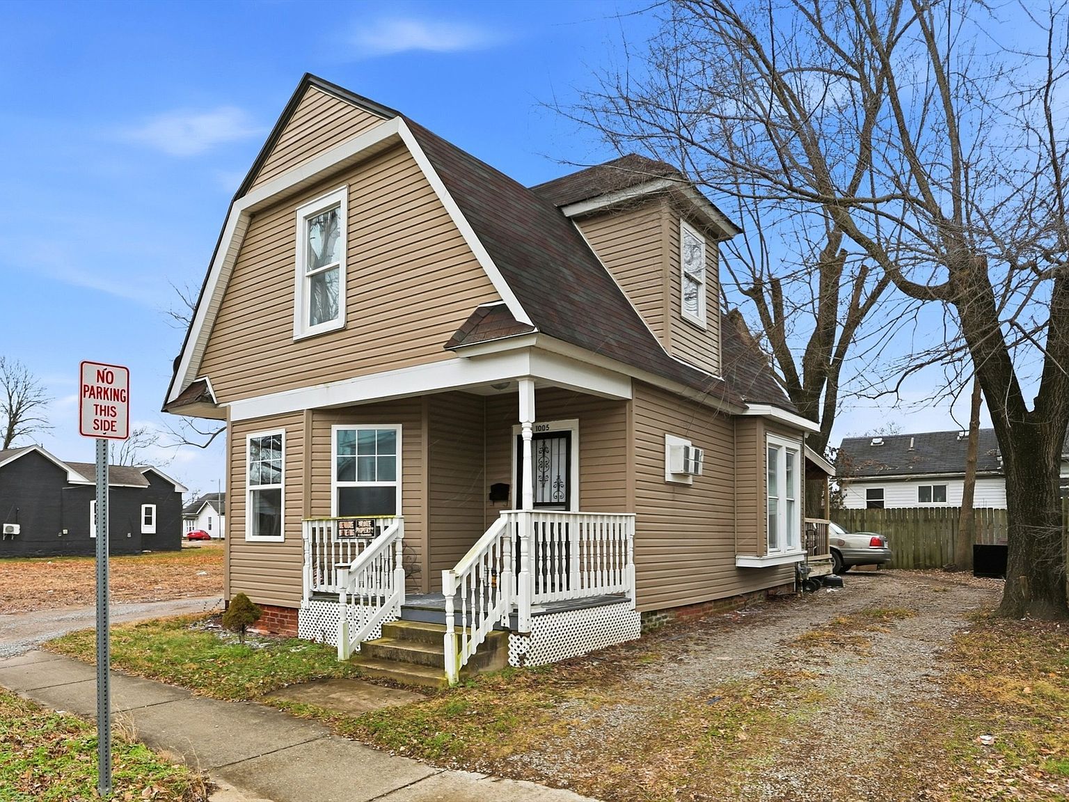 1005 8th St Columbus, IN 47201 - Thumbnail 2