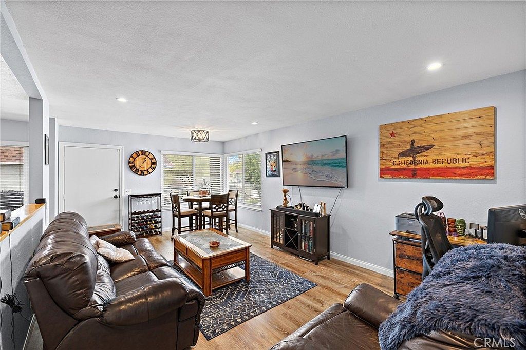 26158 Via Pera Mission Viejo, CA 92691 - Thumbnail 2