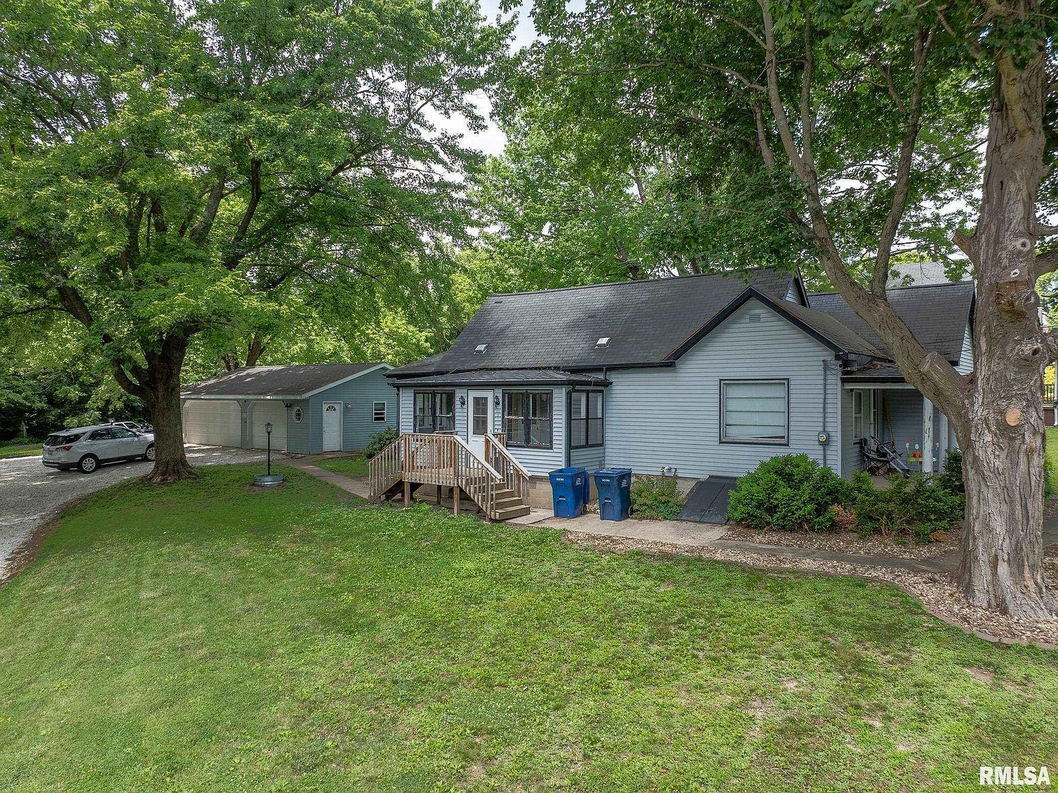 405 S State St East Galesburg, IL 61430 - Thumbnail 2