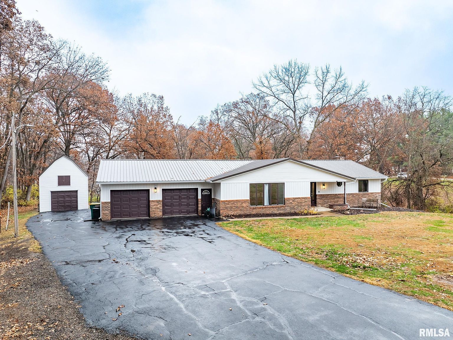 753 Susan Dr Knoxville, IL 61448 - Thumbnail 2