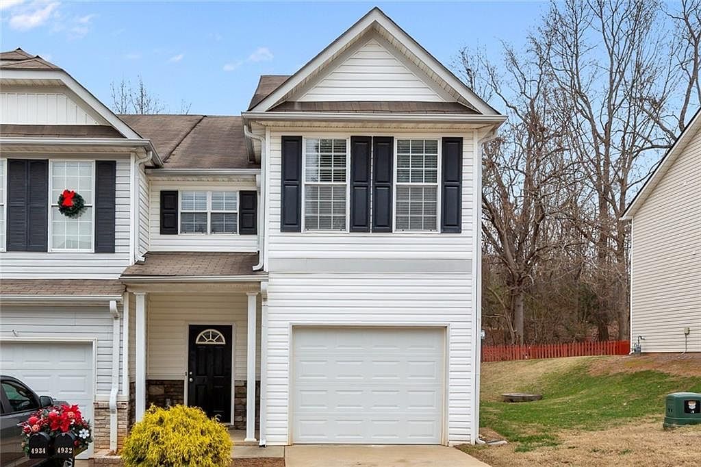 4932 Vireo Dr Flowery Branch, GA 30542 - Thumbnail 2