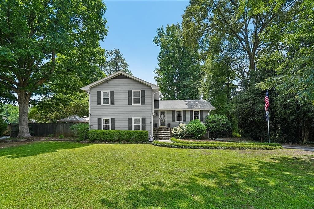 4852 Arrowhead Trail West SW Lilburn, GA 30047, 30047
