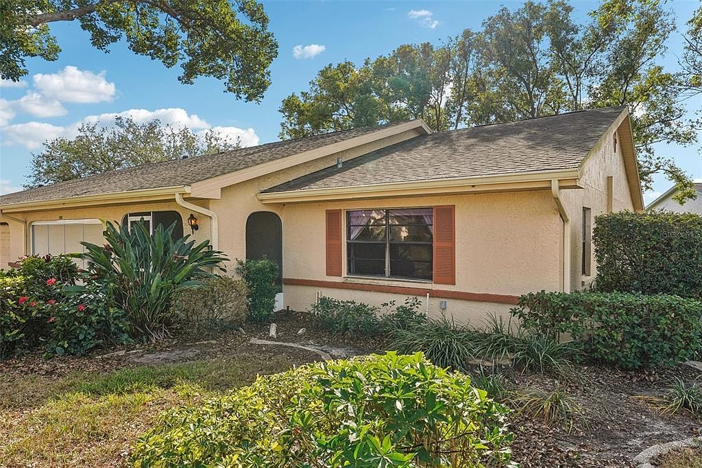 1508 Ingram Dr #20 Sun City Center, FL 33573 - Thumbnail 2