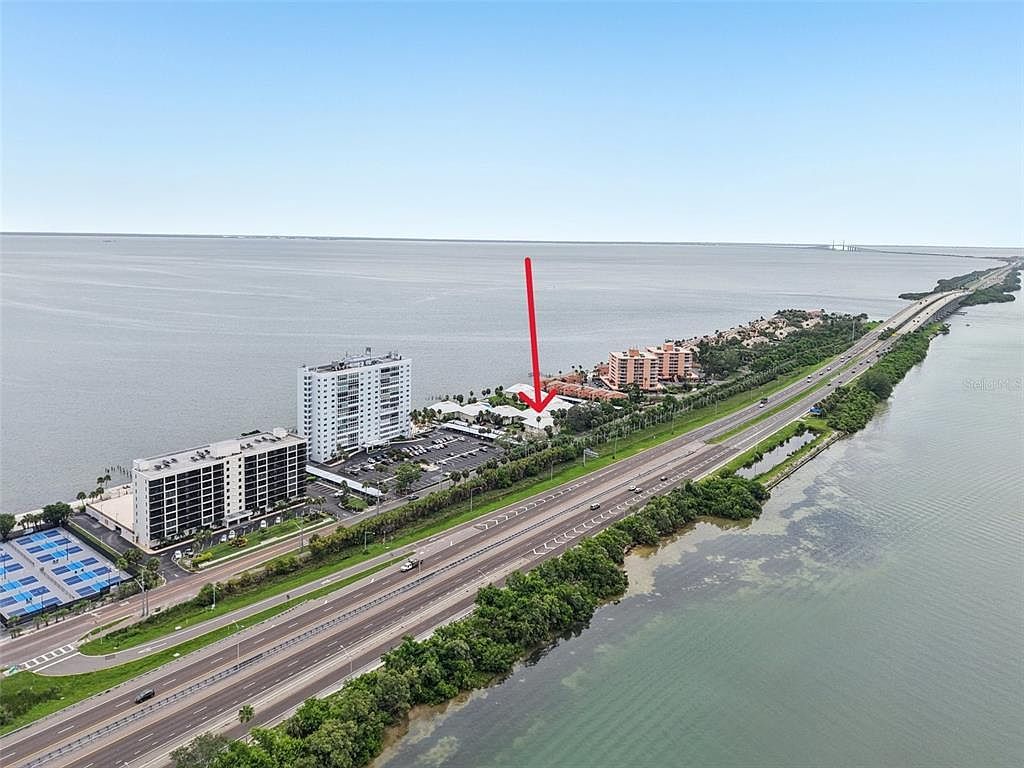 7300 Sunshine Skyway Ln S APT 202 Saint Petersburg, FL 33711 - Thumbnail 2