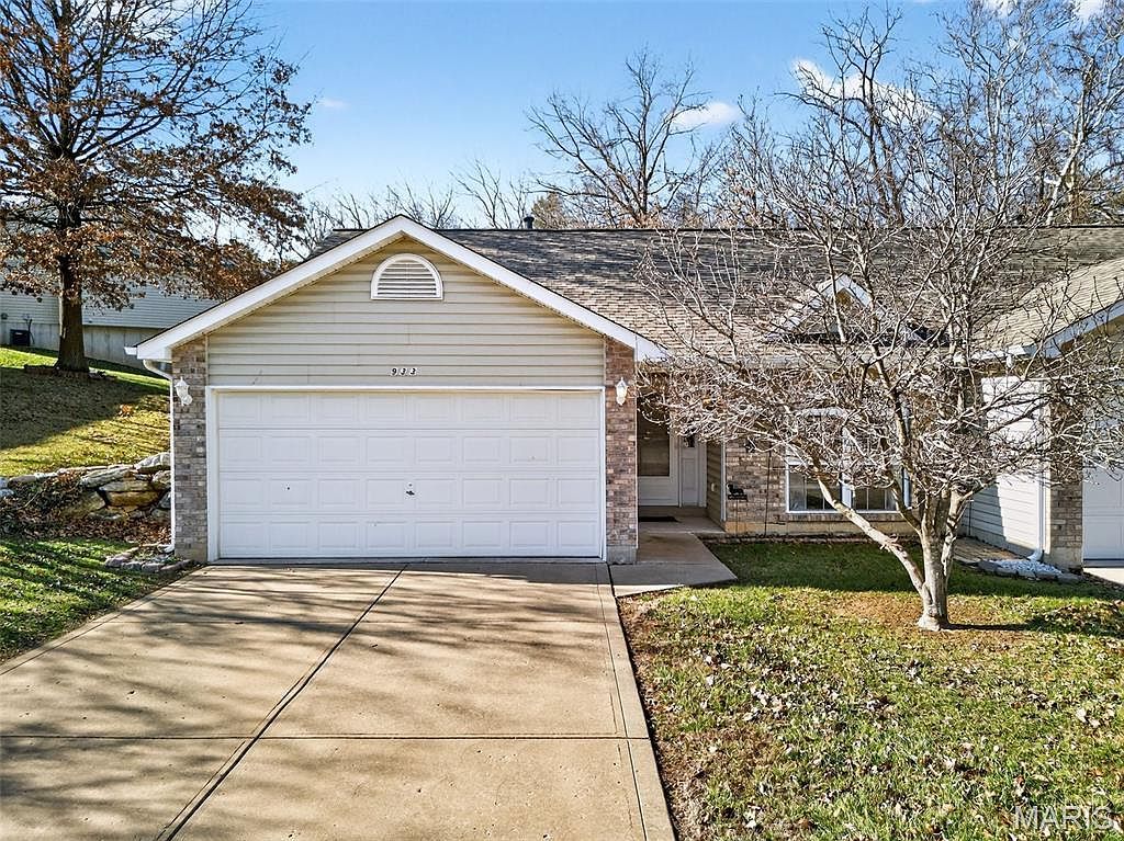 933 Blumhoff Ave Wentzville, MO 63385 - Thumbnail 2