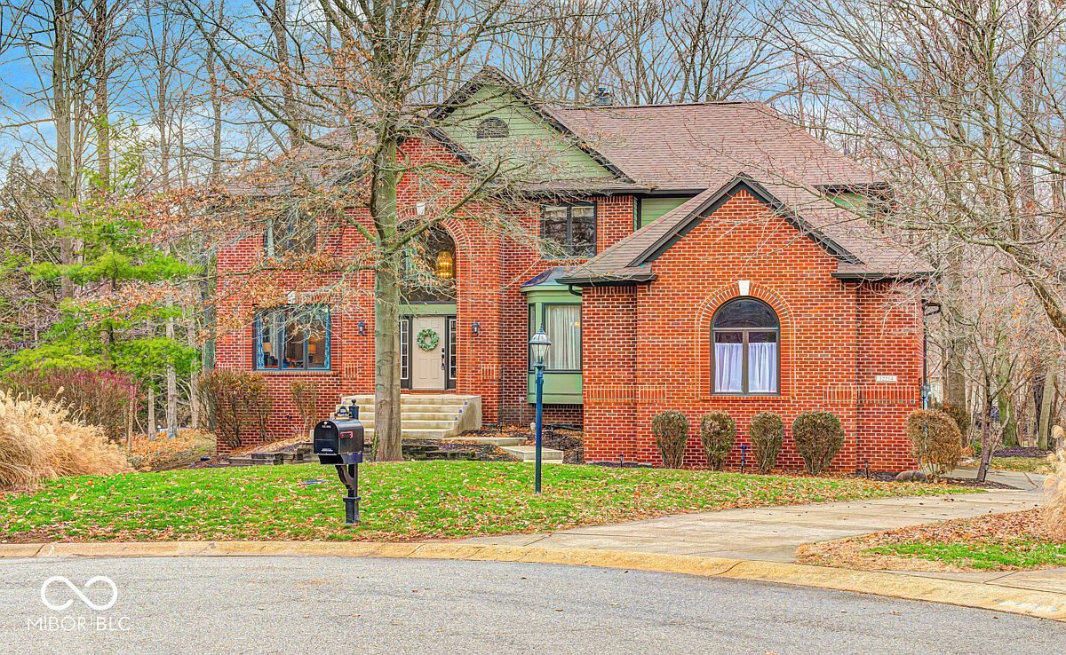 12214 Ridgeside Rd Indianapolis, IN 46256 - Thumbnail 2