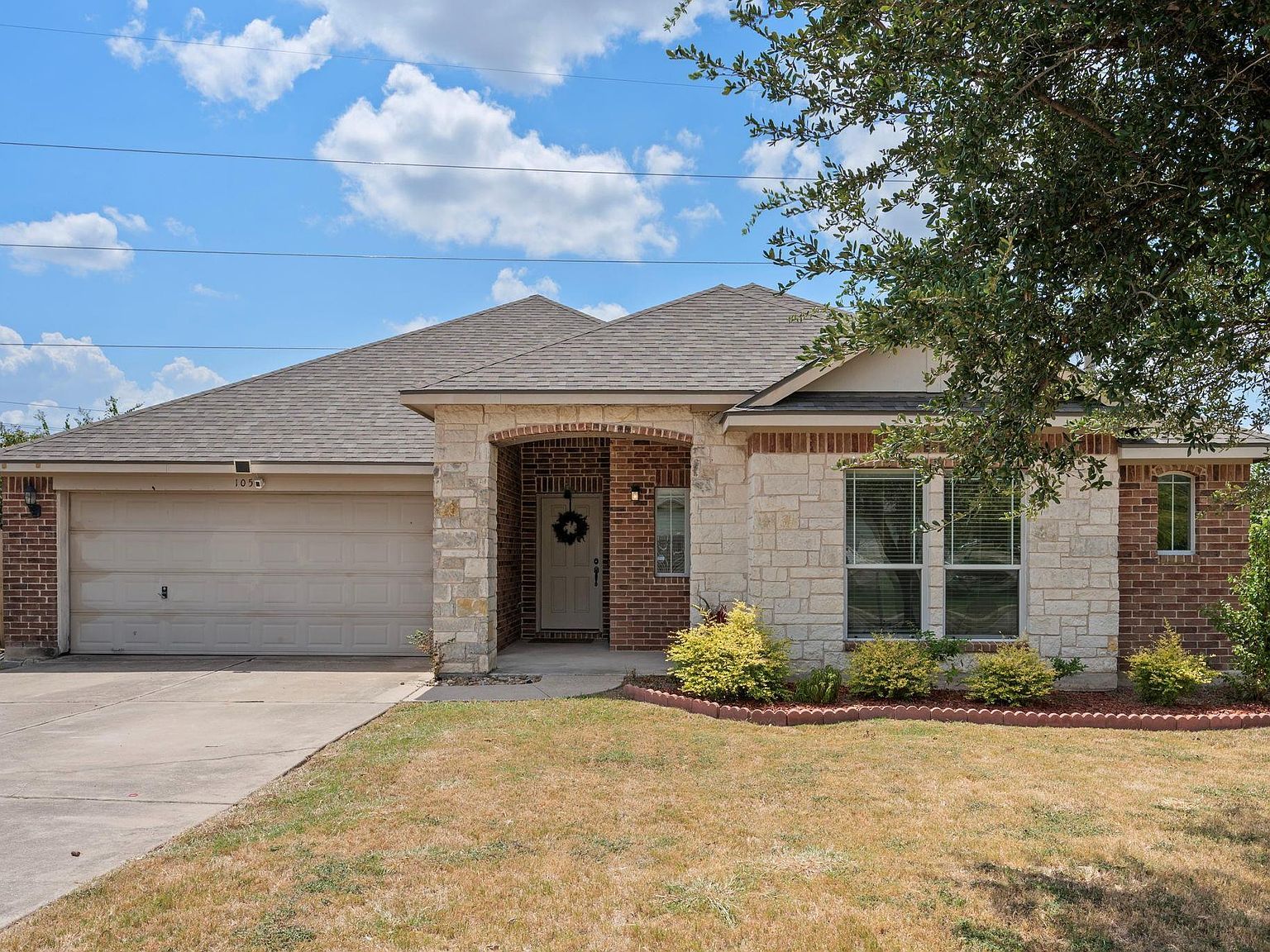 105 Mattingly St Hutto, TX 78634 - Thumbnail 2