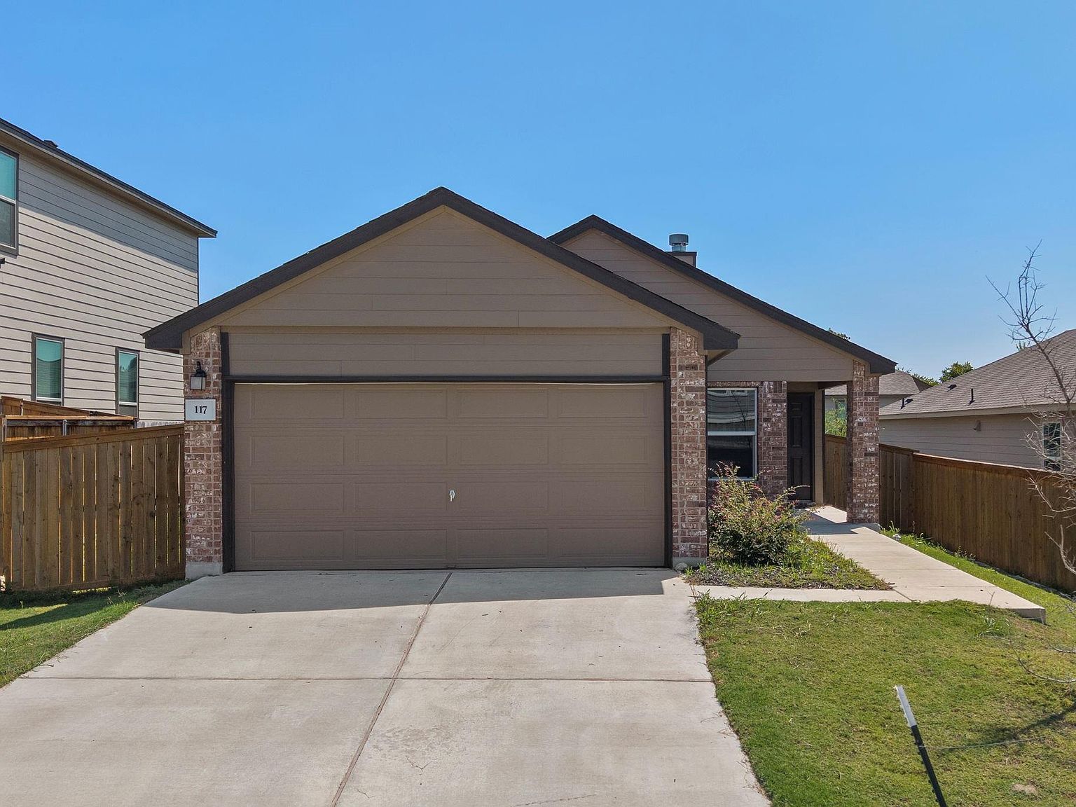 117 Robert Hightower Cv Jarrell, TX 76537 - Thumbnail 2