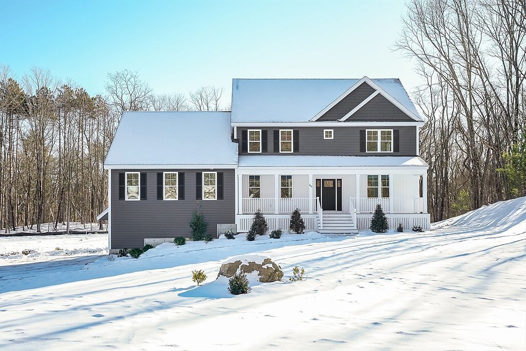 209 Middle Rd Haverhill, MA 01830 - Thumbnail 2