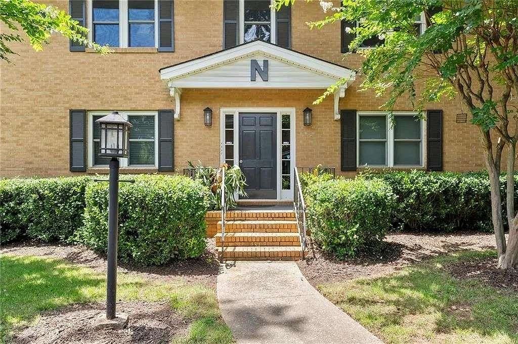 3510 Roswell Dr #N3 Atlanta, GA 30305 - Thumbnail 2