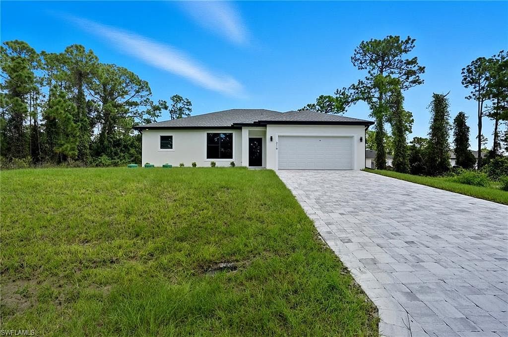219 Ogden Ave S Lehigh Acres, FL 33974 - Thumbnail 2
