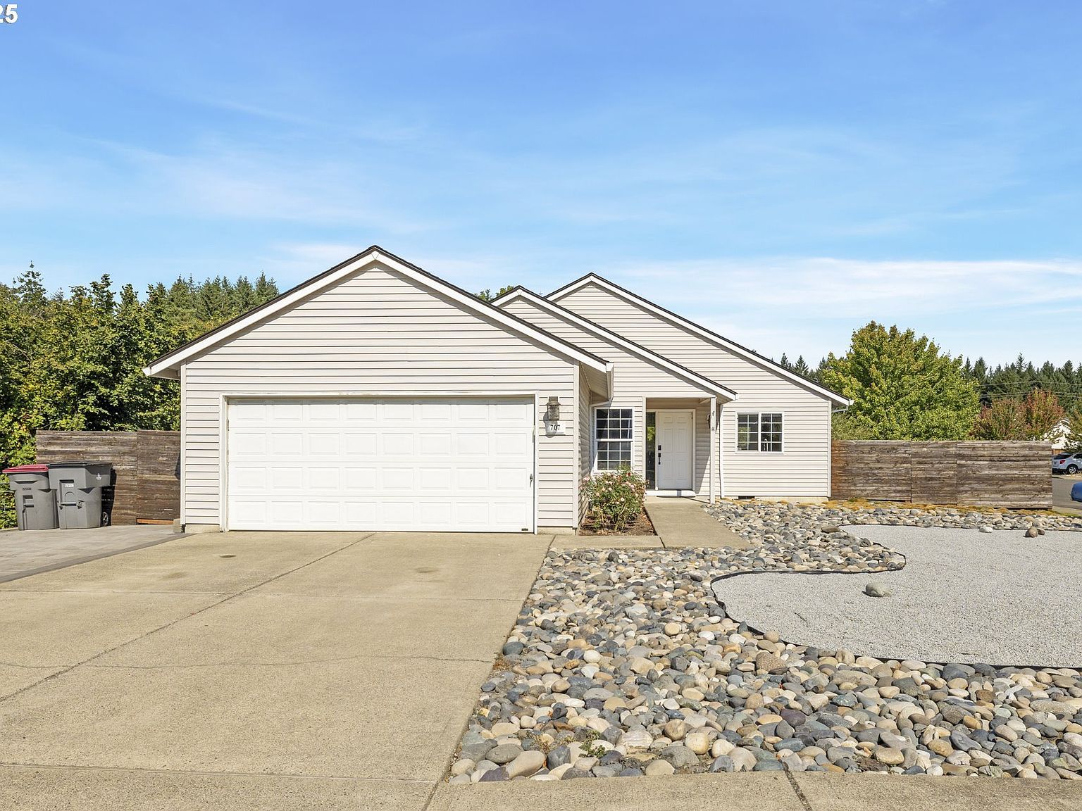 707 Ash St Dayton, OR 97114 - Thumbnail 2