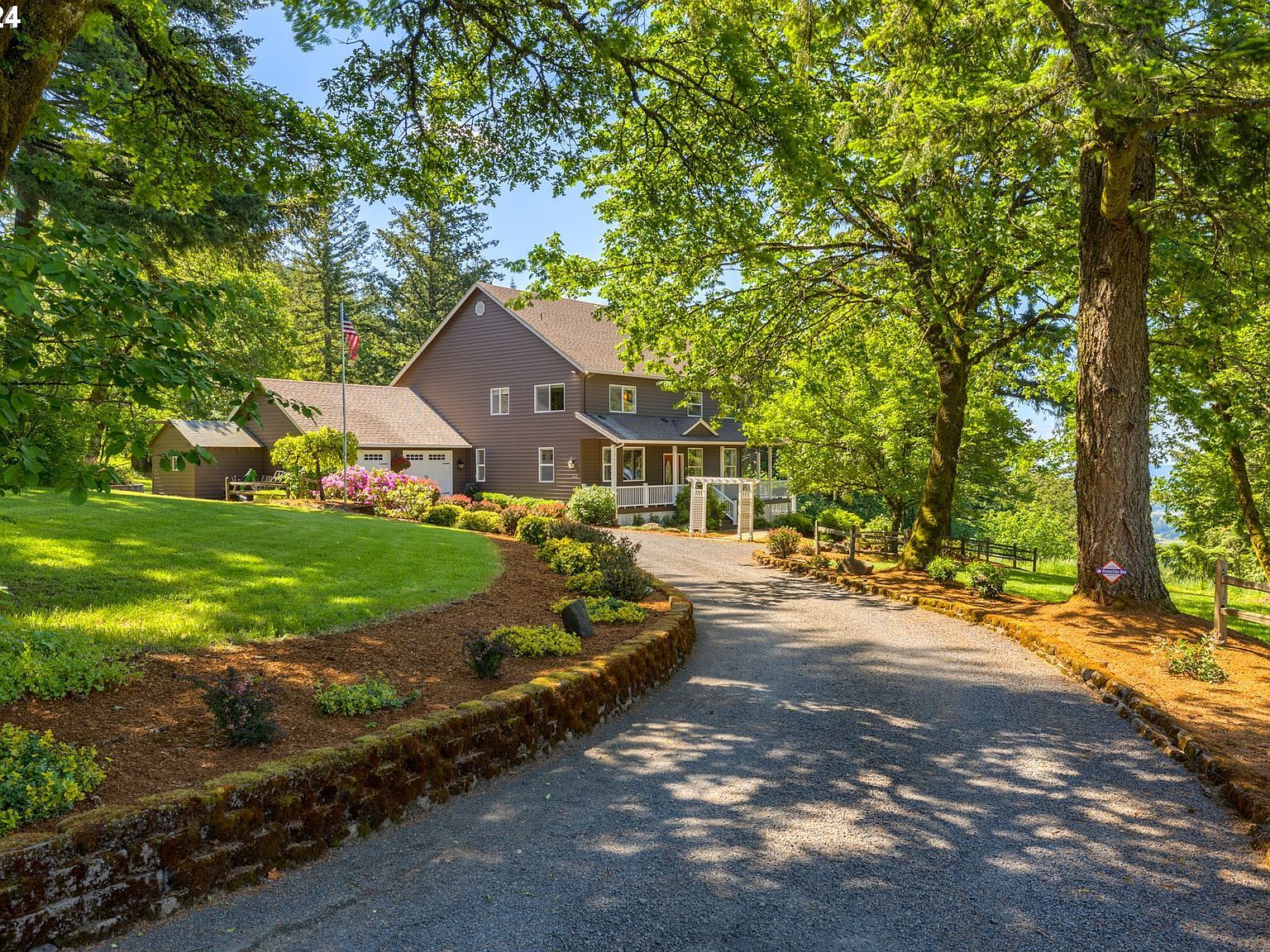 19100 NE Finnigan Hill Rd Newberg, OR 97132 - Thumbnail 2