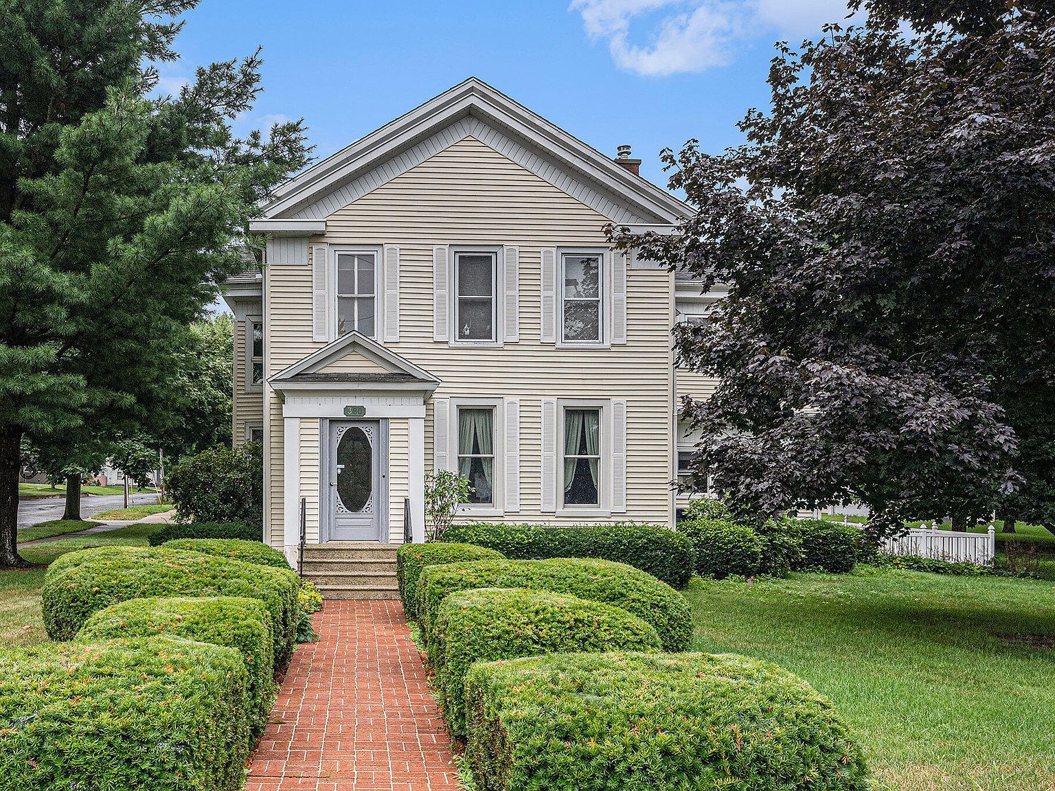 380 Centreville St Constantine, MI 49042 - Thumbnail 2