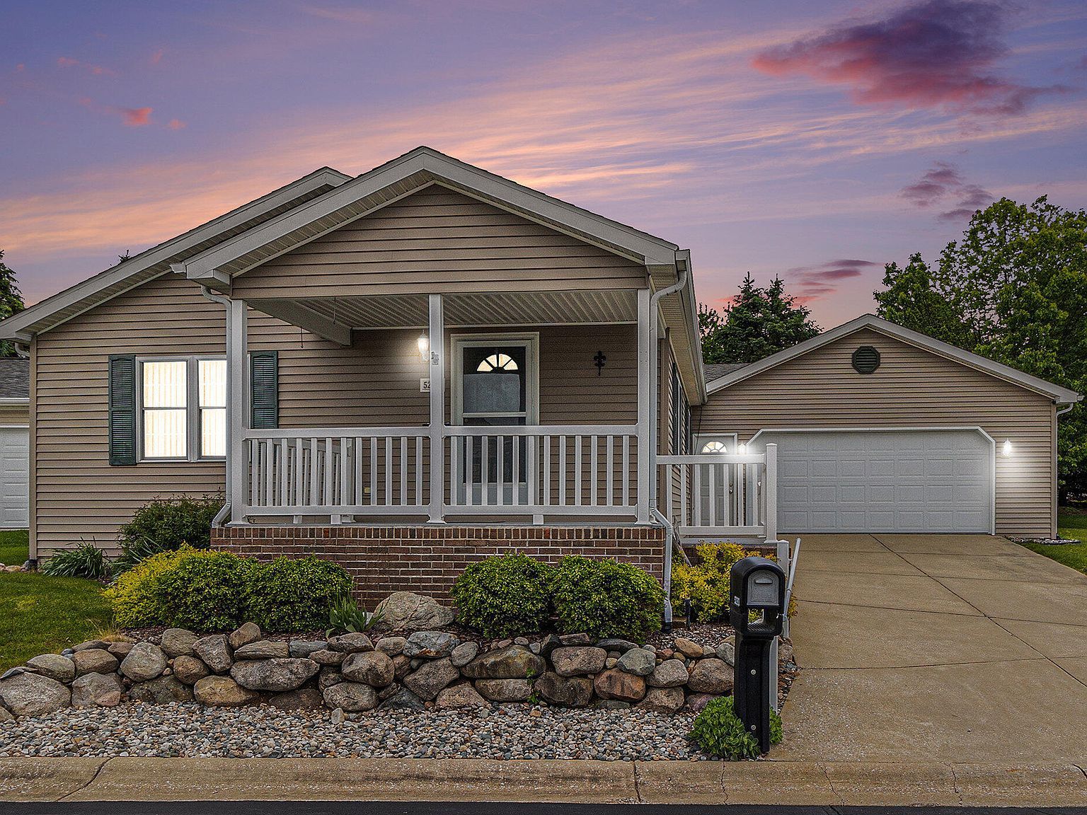 5280 Beardsley Ct Kalamazoo, MI 49004 - Thumbnail 2