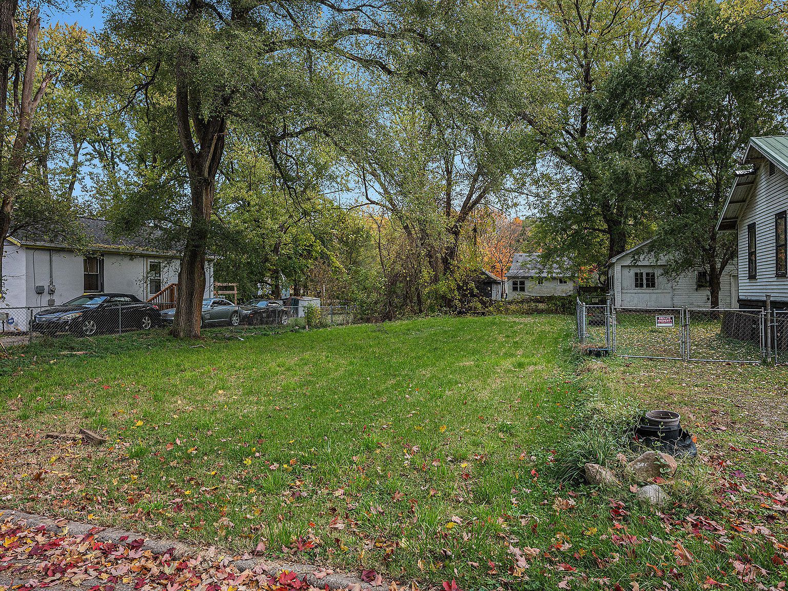 1628 Princeton Ave Kalamazoo, MI 49007 - Thumbnail 2