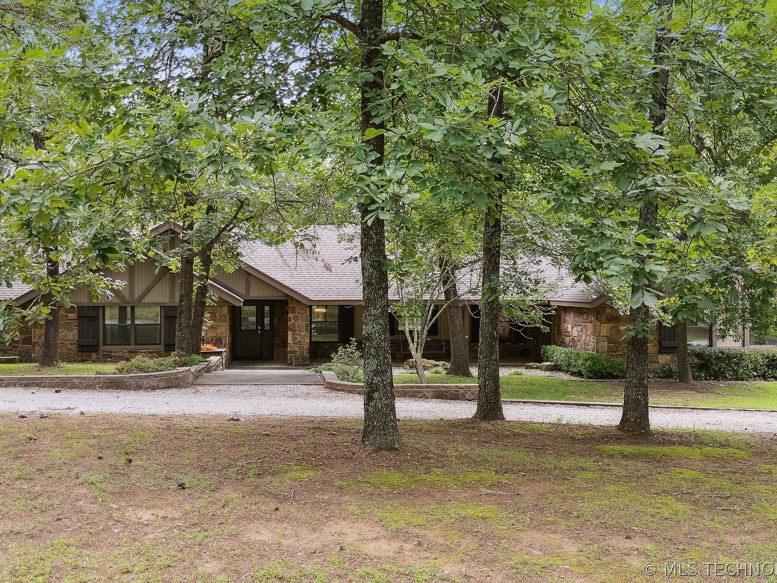 17131 S Creekwood Trl Claremore, OK 74017 - Thumbnail 2