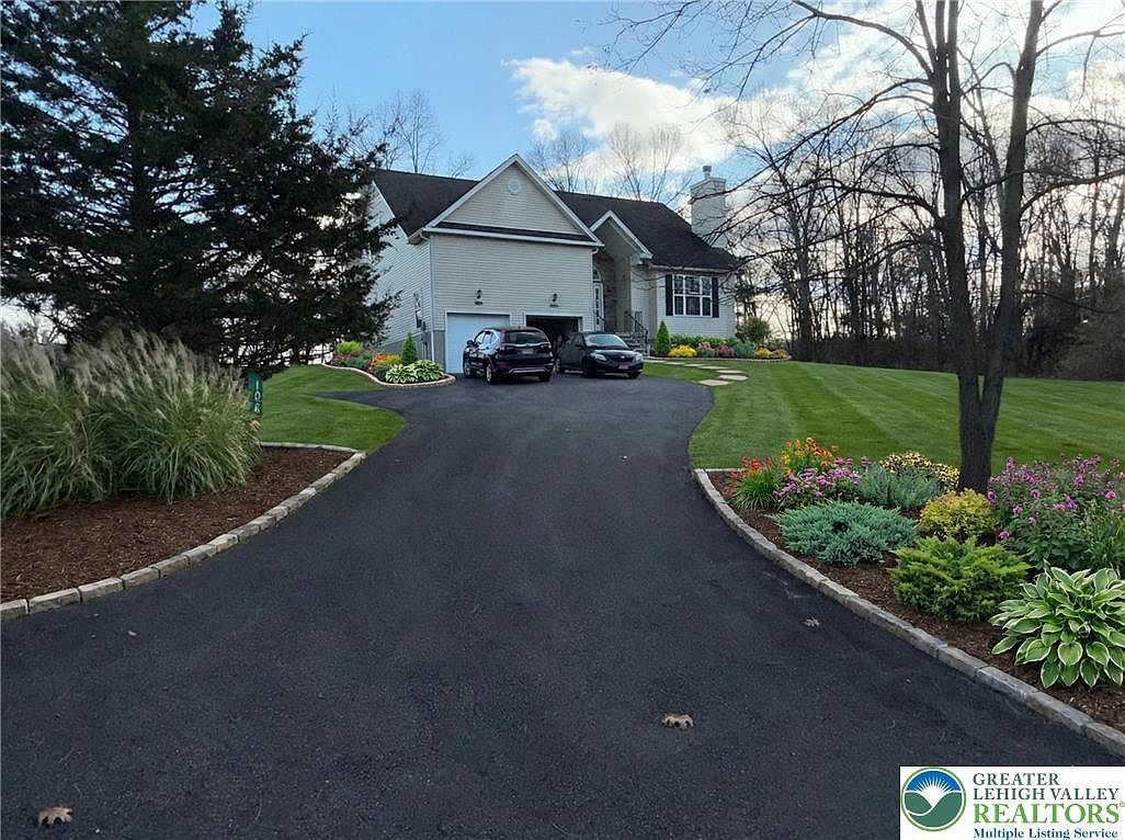 106 Hilda Ct East Stroudsburg, PA 18301 - Thumbnail 2