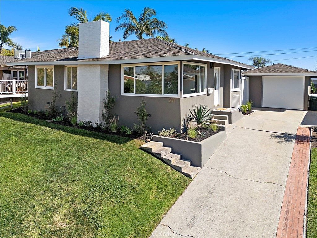 211 Trafalgar Ln San Clemente, CA 92672 - Thumbnail 2