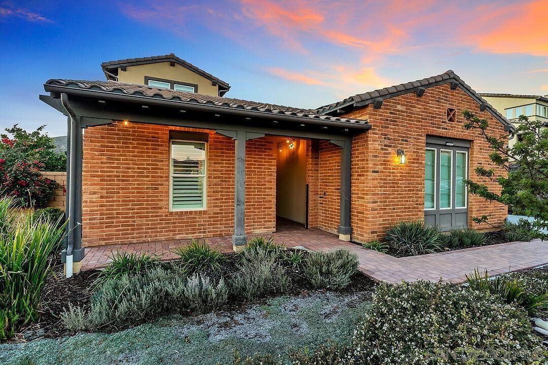 446 Via Maggiore Chula Vista, CA 91914 - Thumbnail 2