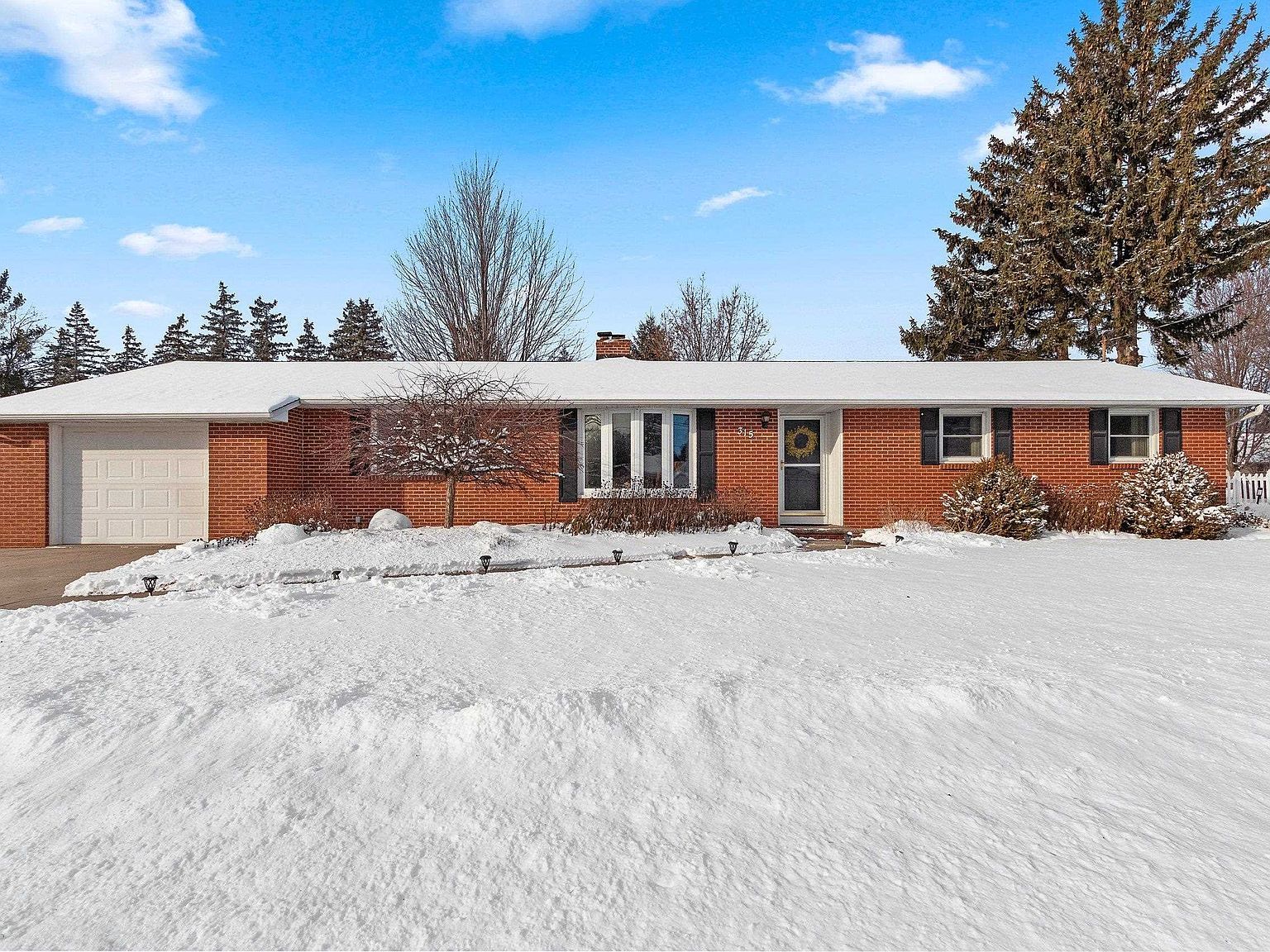 315 Johnson St Pulaski, WI 54162 - Thumbnail 2