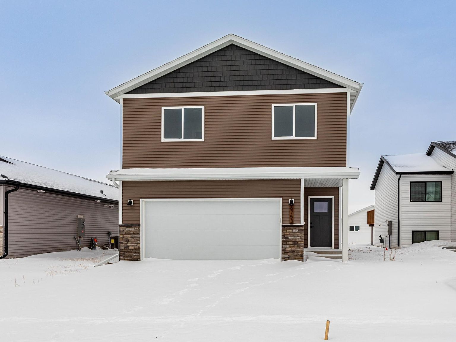 6753 67th Ave S Absaraka, ND 58002 - Thumbnail 2