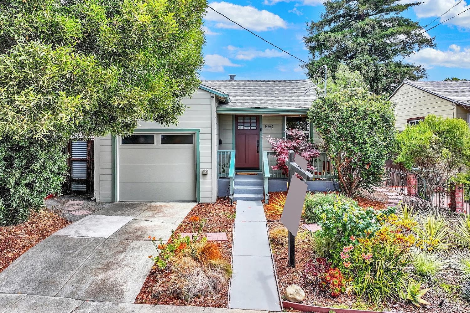 860 31st St Richmond, CA 94804  | Single Family