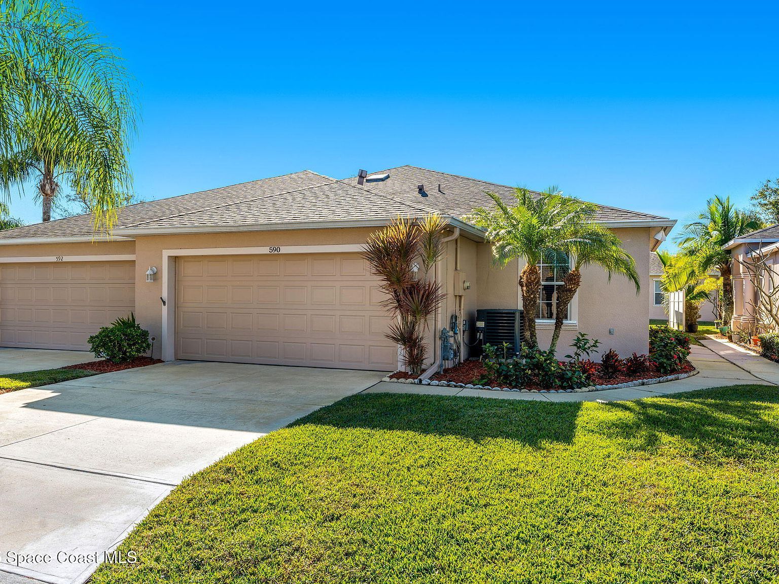 590 Wedge Ct SE Palm Bay, FL 32909 - Thumbnail 2