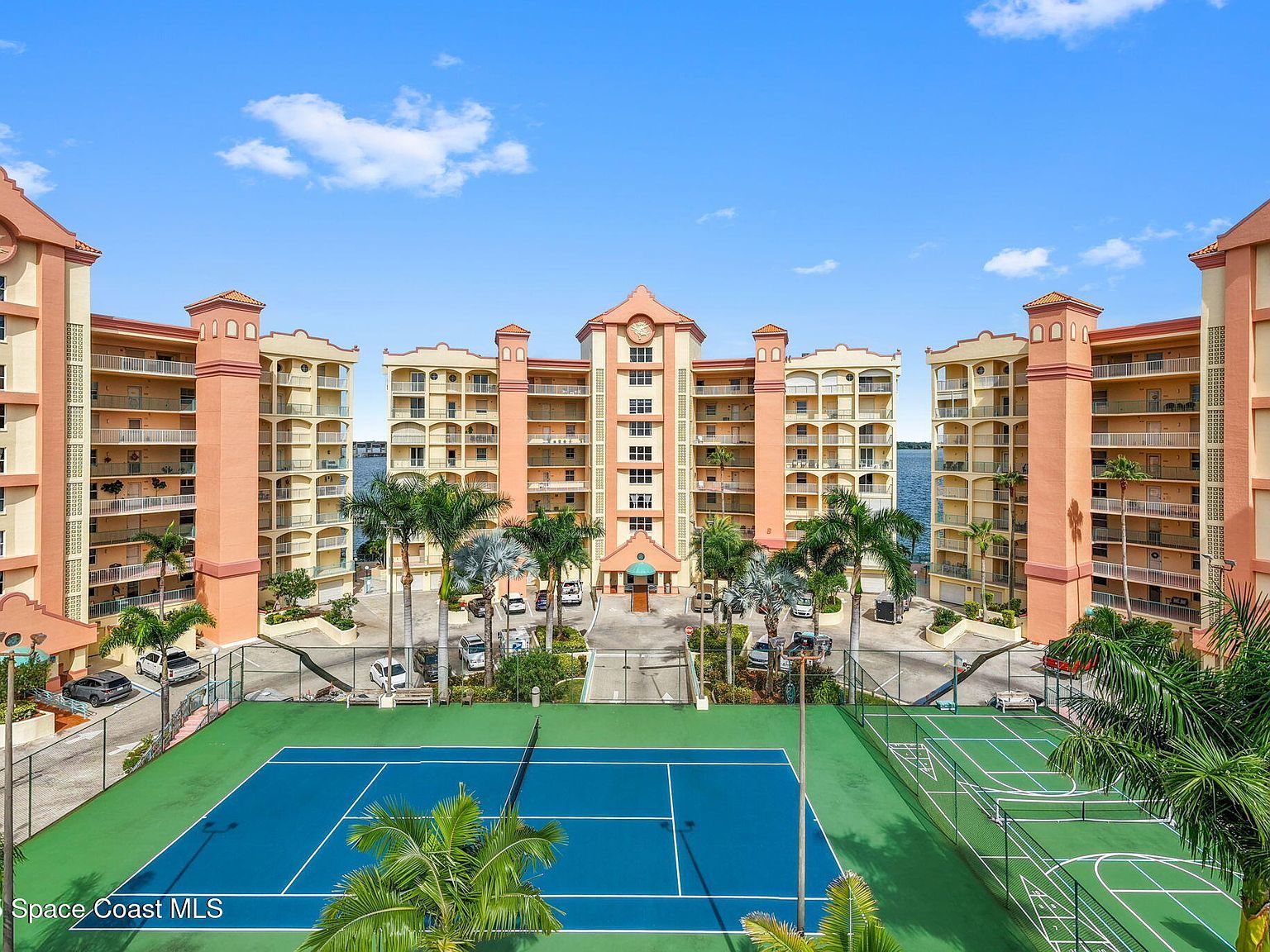 102 Riverside Dr APT 605 Cocoa, FL 32922 - Thumbnail 2