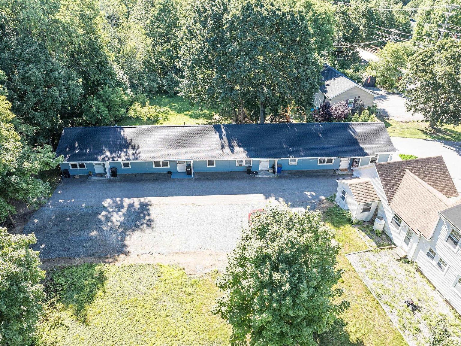 108 Oak St APT 2 Rollinsford, NH 03869 - Thumbnail 2