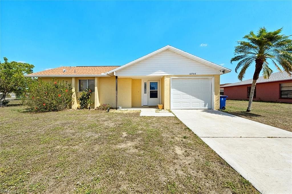 10746 Lemontree Ct Lehigh Acres, FL 33936 - Thumbnail 2