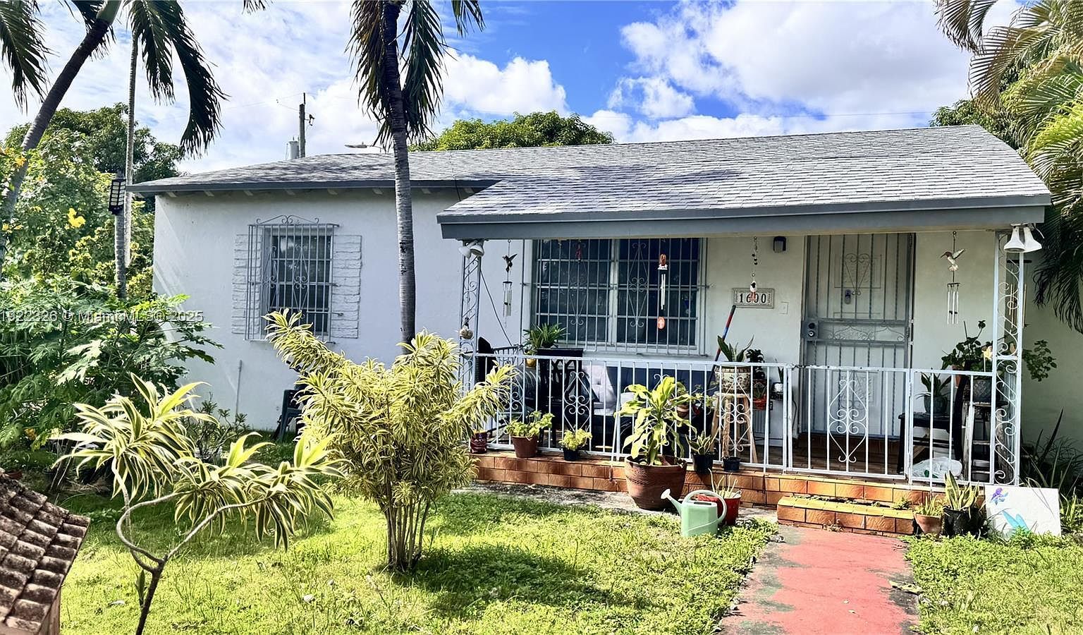 1600 NW 36th Ave Miami, FL 33125 - Thumbnail 2
