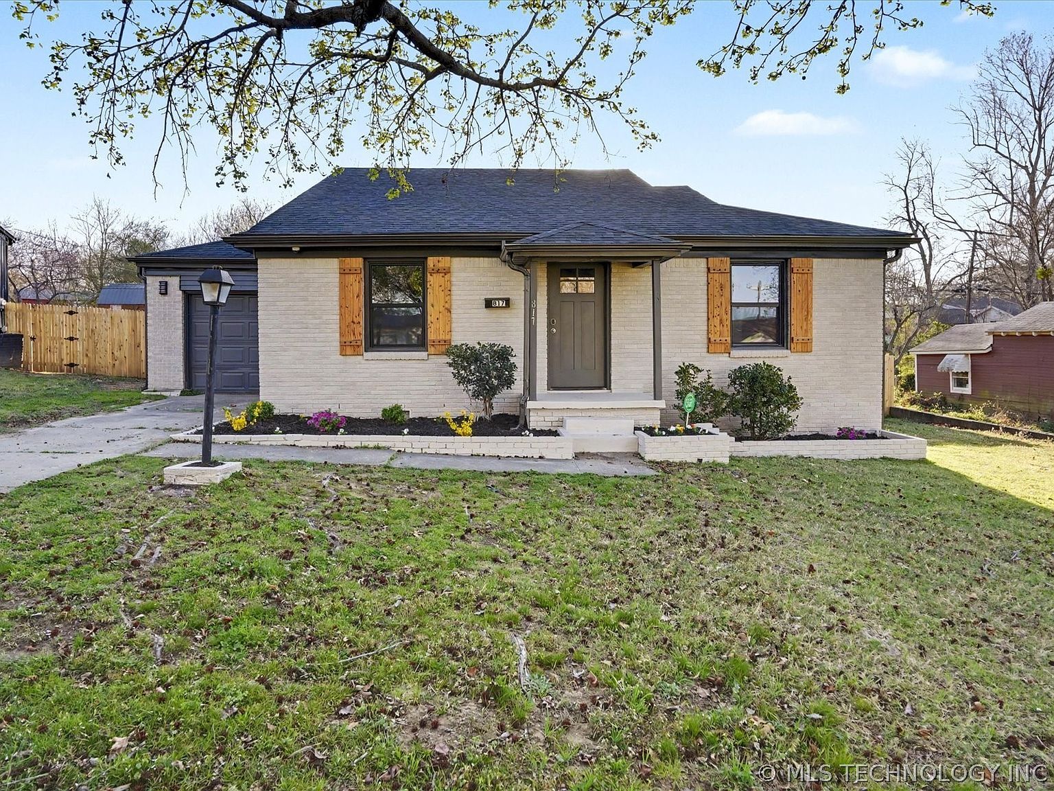 817 Henshaw Ave Sapulpa, OK 74066  | Single Family