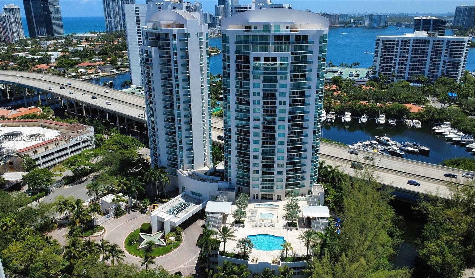 19400 Turnberry Way APT 412 Aventura, FL 33180 - Thumbnail 2