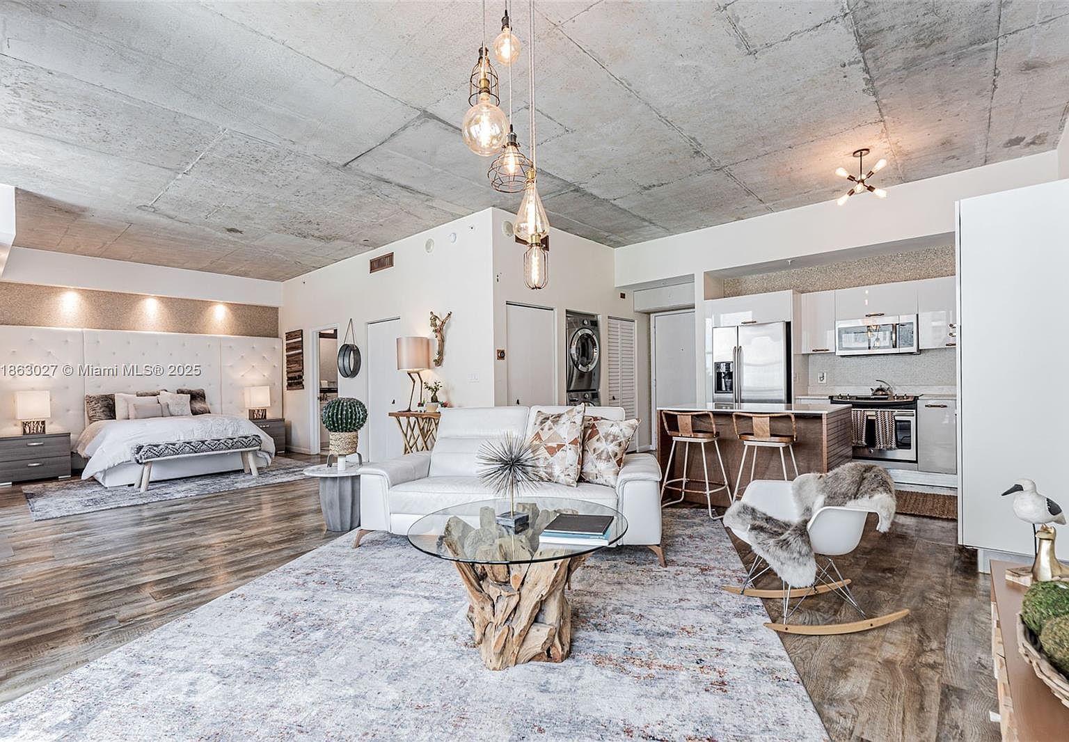 133 NE 2nd Ave APT 1208 Miami, FL 33132 - Thumbnail 2