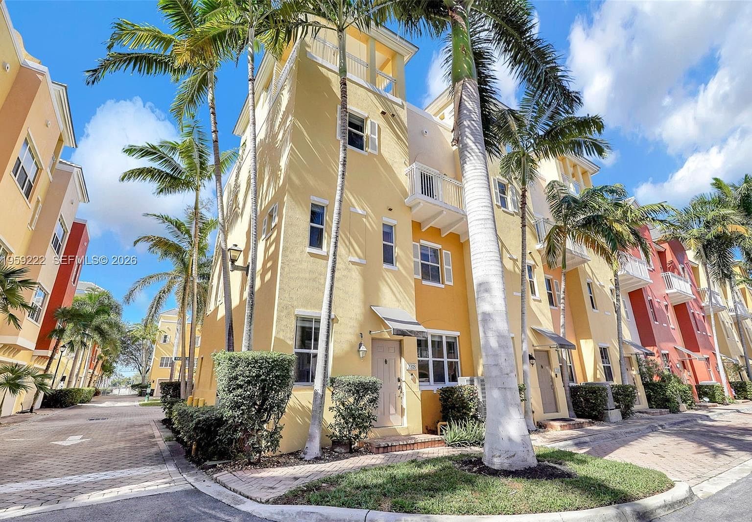 2318 Vintage Dr #2318 Pompano Beach, FL 33064 - Thumbnail 2