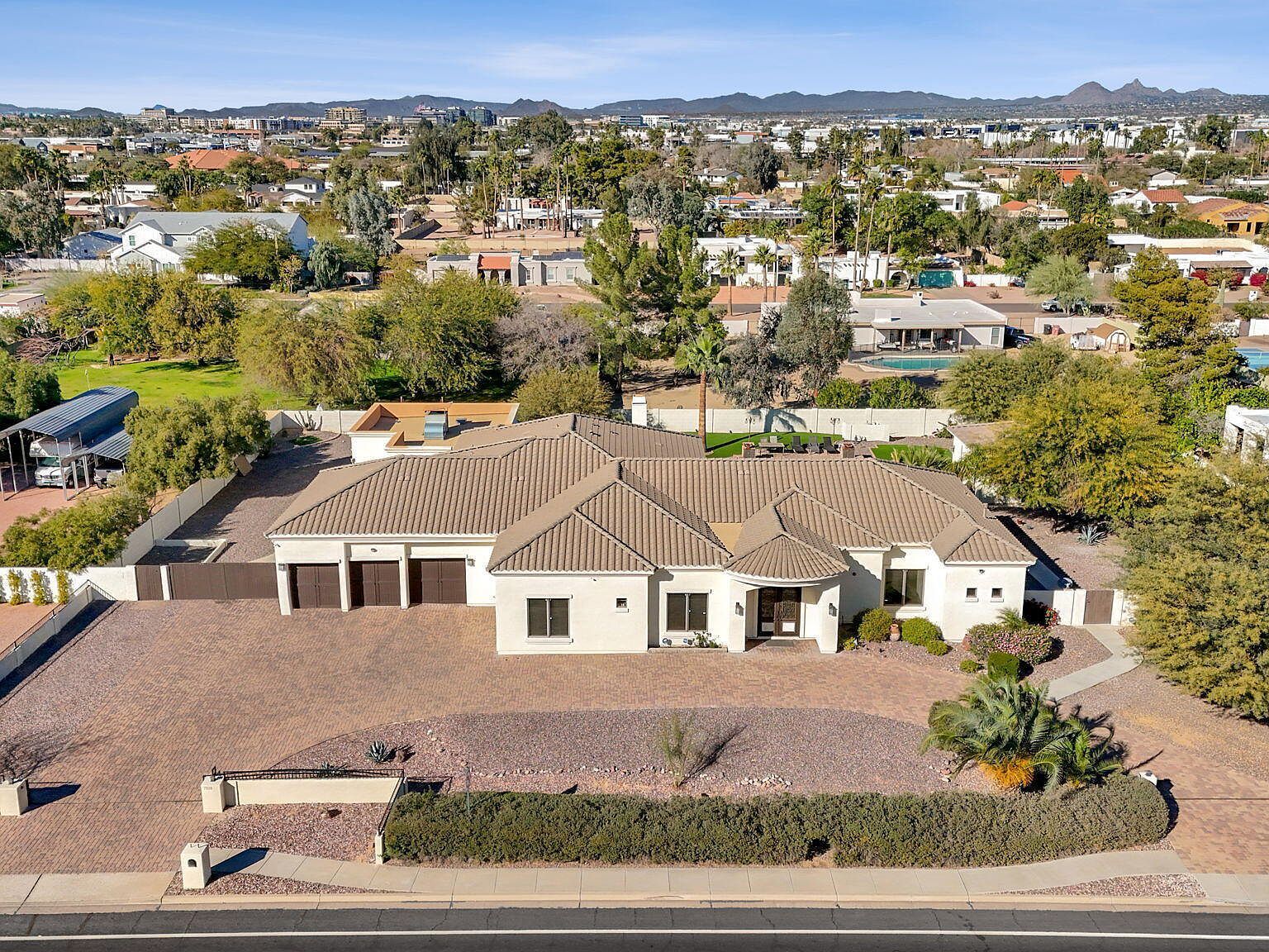 7320 E Sweetwater Ave Scottsdale, AZ 85260 - Thumbnail 2