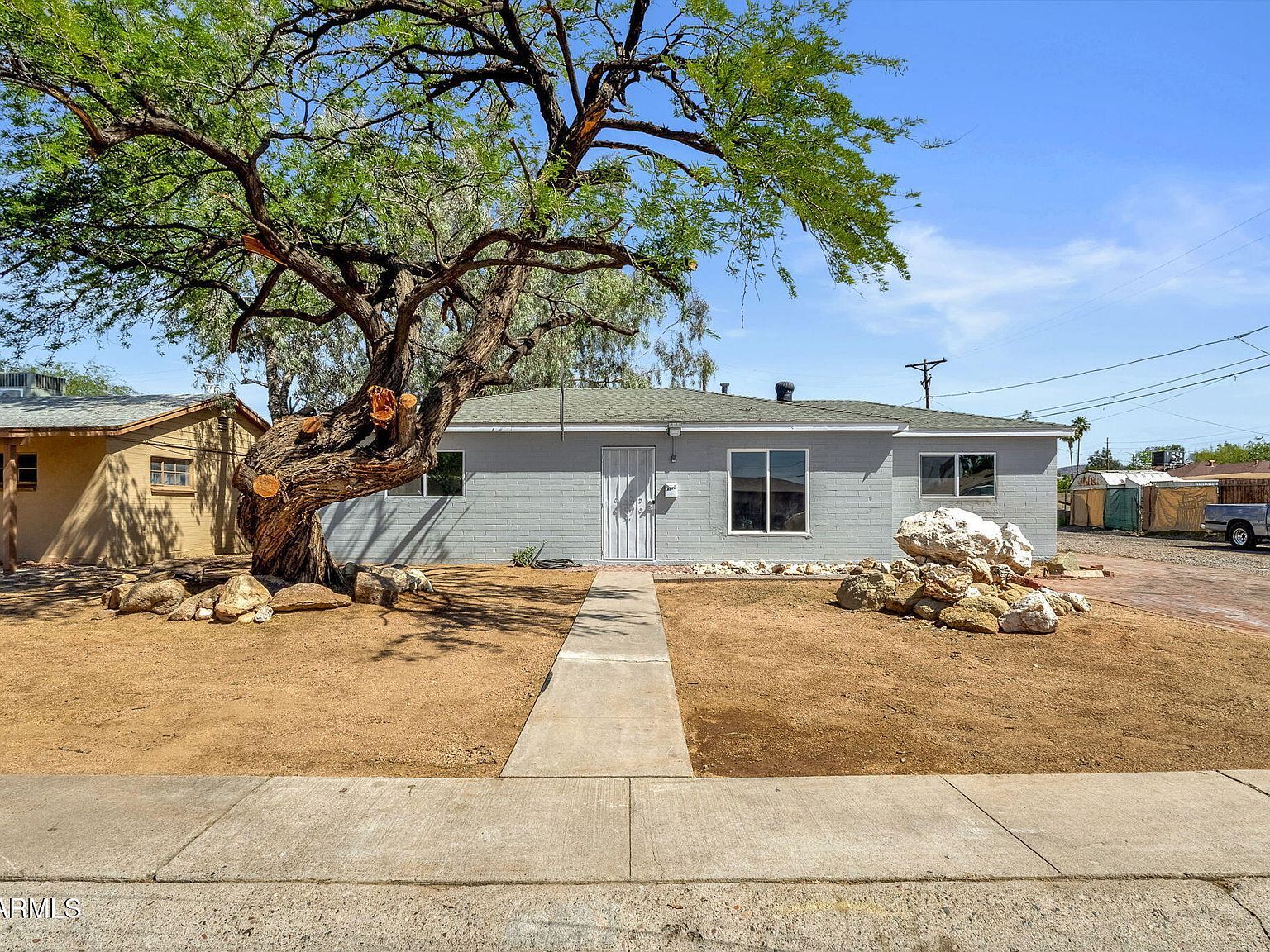 2728 W El Caminito Dr Phoenix, AZ 85051 | Single Family