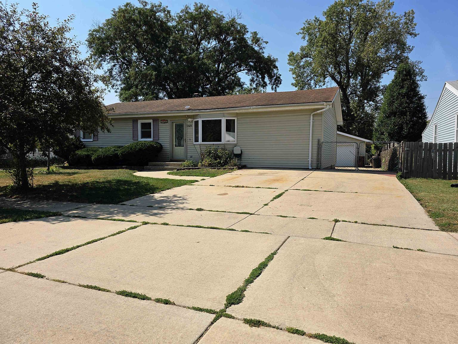 3429 Ed Vera Dr Rockford, IL 61109 - Thumbnail 2