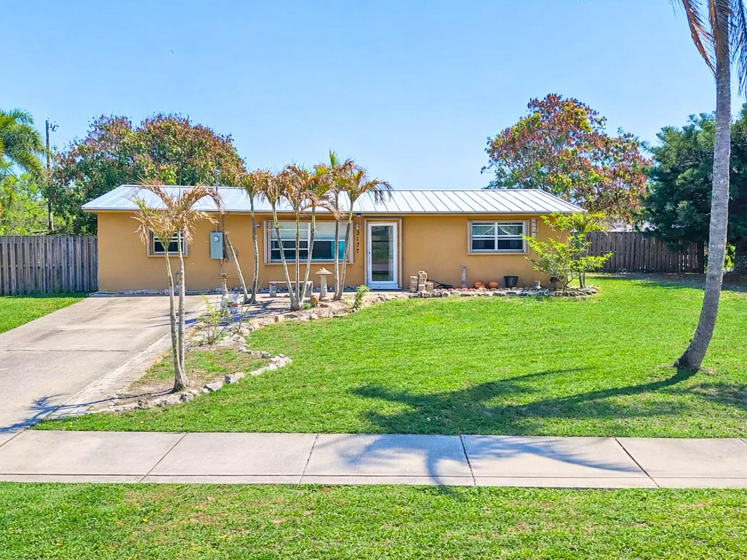 3177 SE Golden Gate Ave Stuart, FL 34997  | Single Family