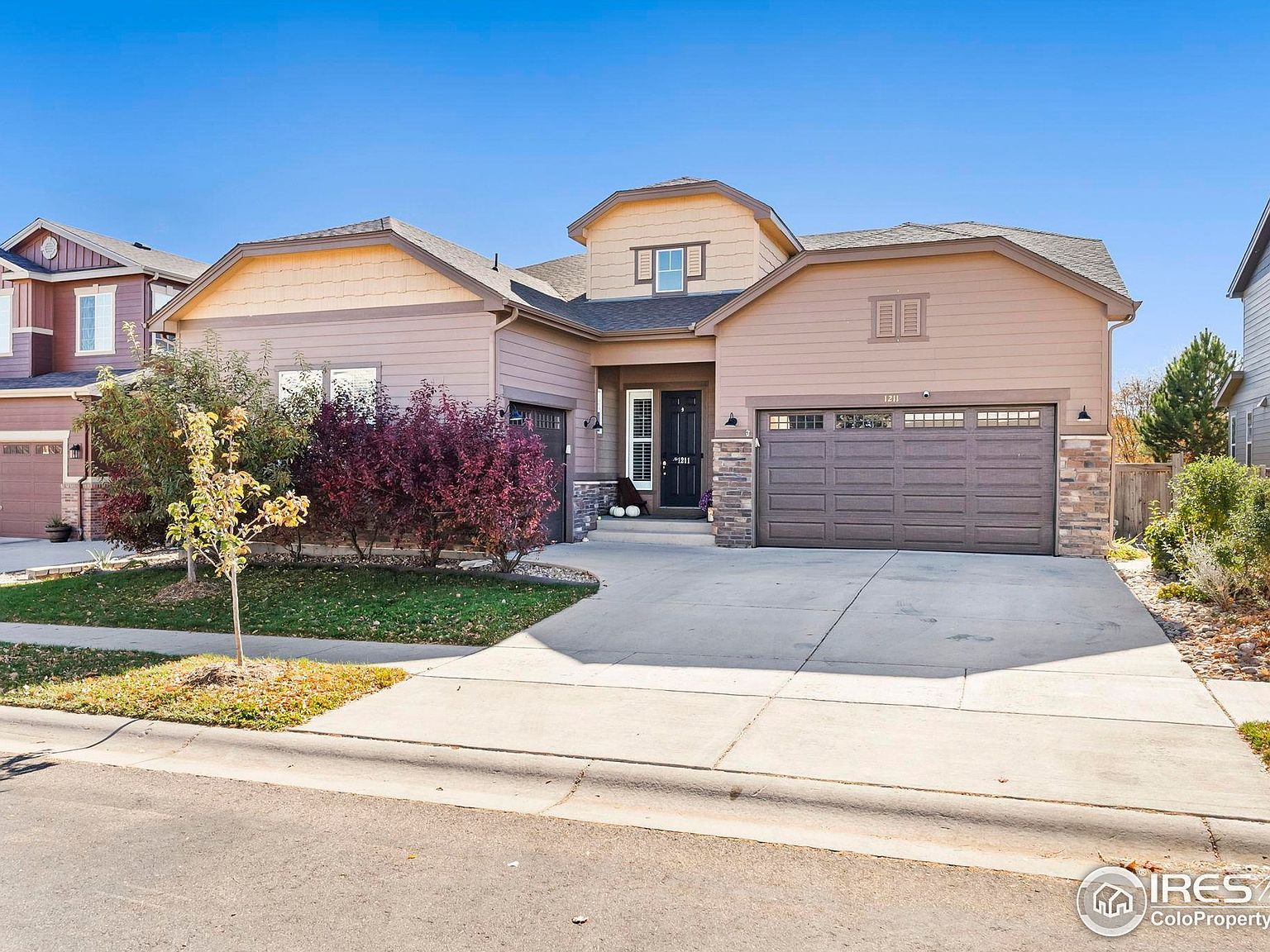 1211 Peony Way Fort Collins, CO 80525 - Thumbnail 2